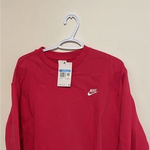 nike crewneck size medium mens fit